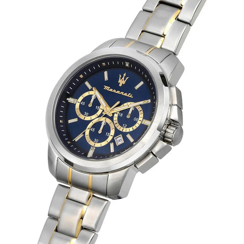 Primo piano del quadrante blu con cronografo dell’orologio Maserati R8873621039